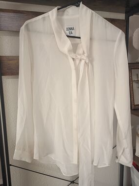Donna Ida 100% Silk Ivory Tie-Neck Blouse